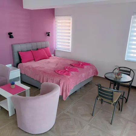 Apartment & Antigona