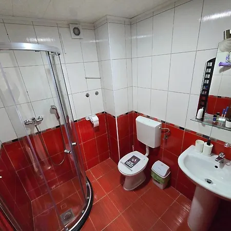 & Antigona Apartment